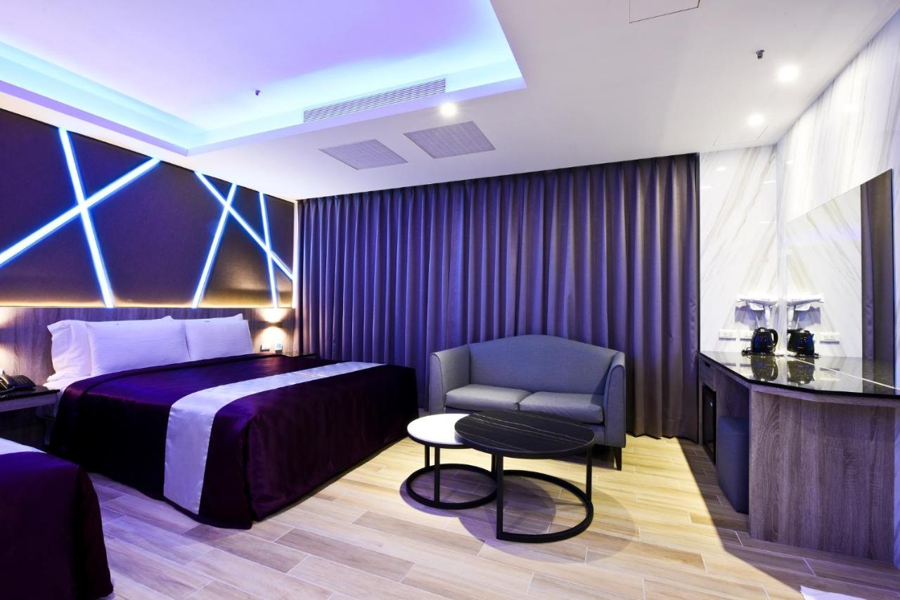 W3 Motel Luzhu ภายนอก รูปภาพ