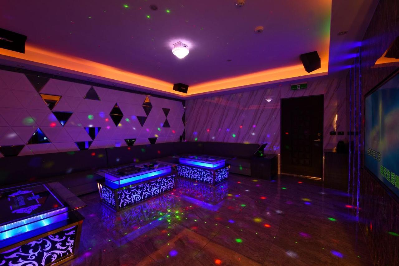 W3 Motel Luzhu ภายนอก รูปภาพ