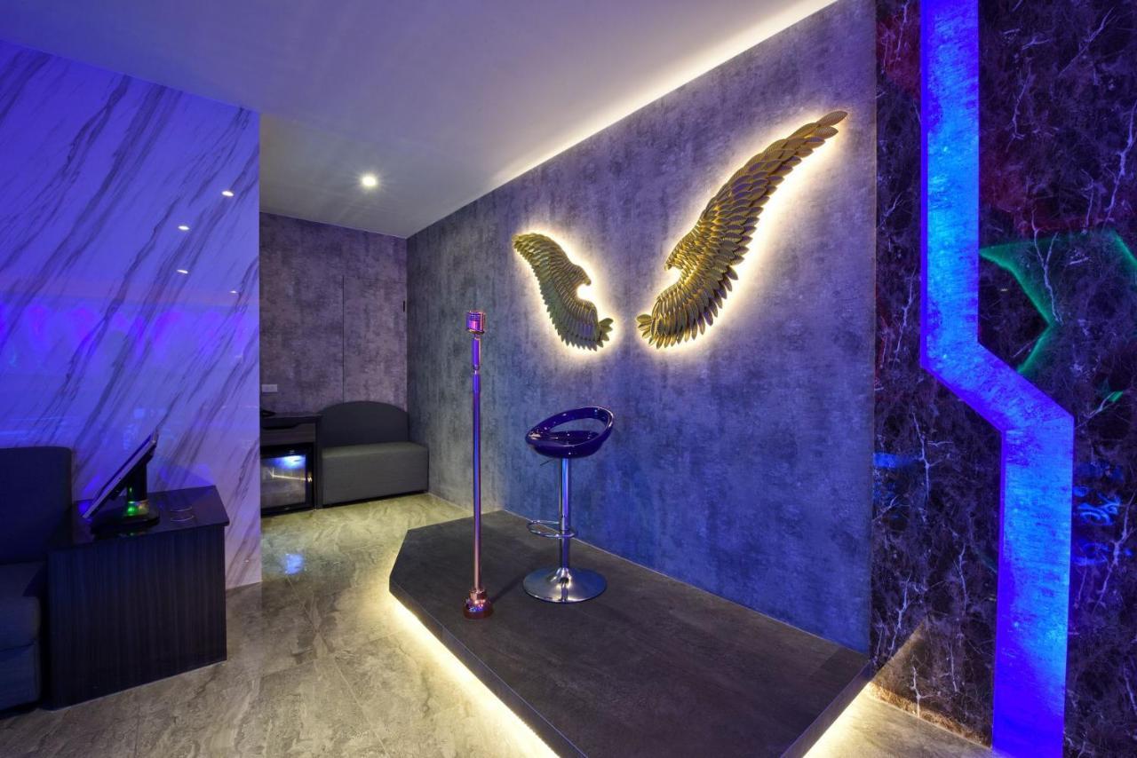 W3 Motel Luzhu ภายนอก รูปภาพ